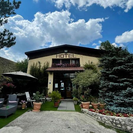 La Panoramica 89 Hotel Pescasseroli Kültér fotó
