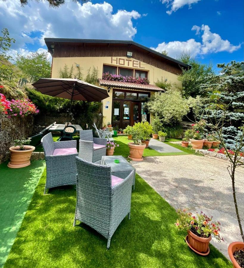 La Panoramica 89 Hotel Pescasseroli Kültér fotó